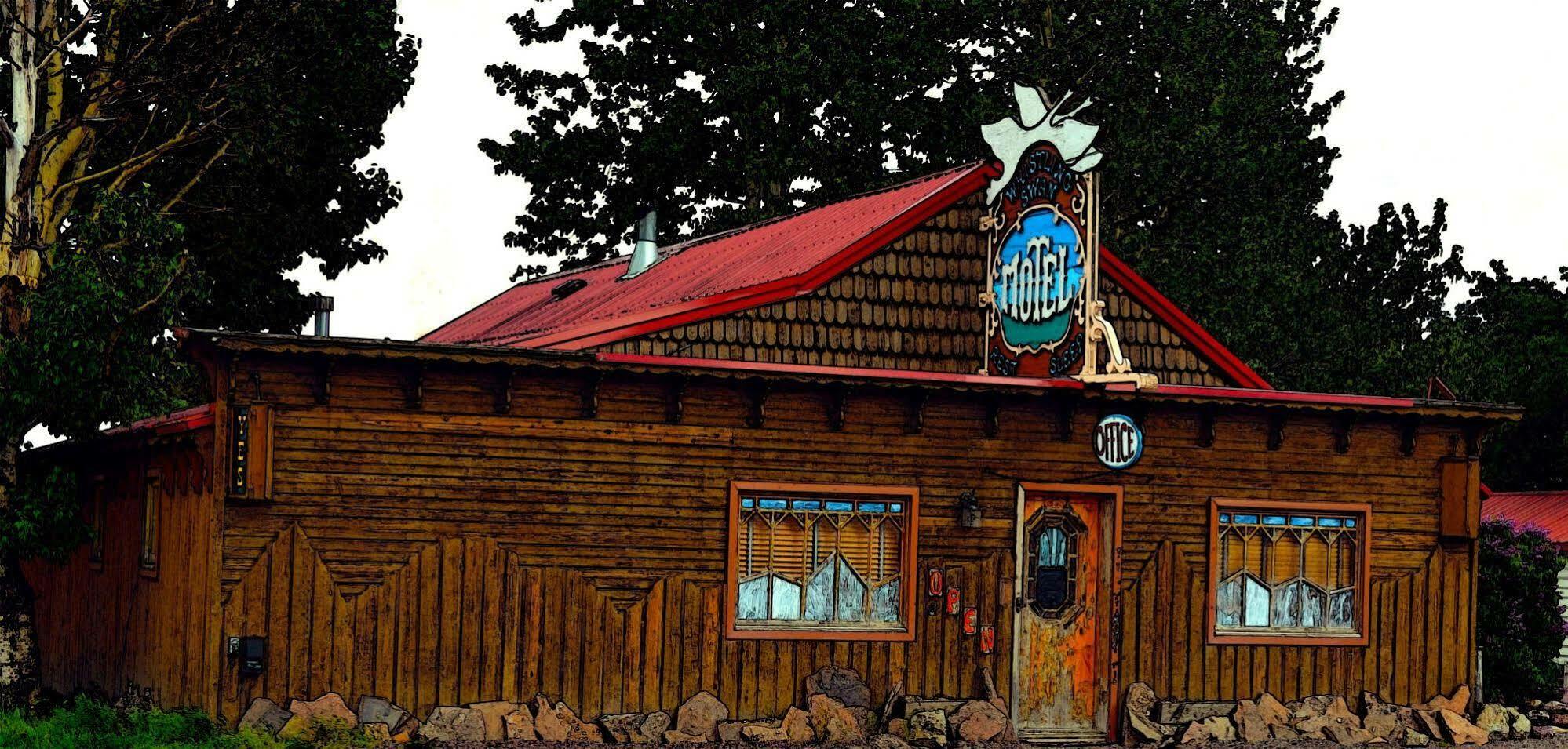 Whistling Swan Motel East Glacier Park Village Exterior photo